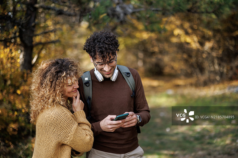 为他们的旅行视频录制素材图片素材