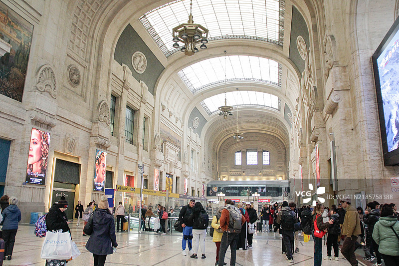 米兰中央火车站图片素材