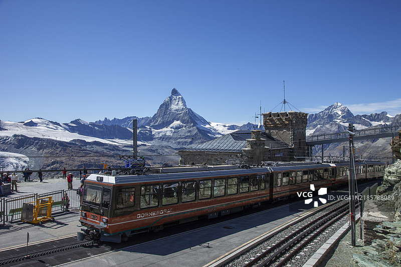 瑞士。采尔马特。戈尔内格拉特火车，位于马特洪峰下。图片素材