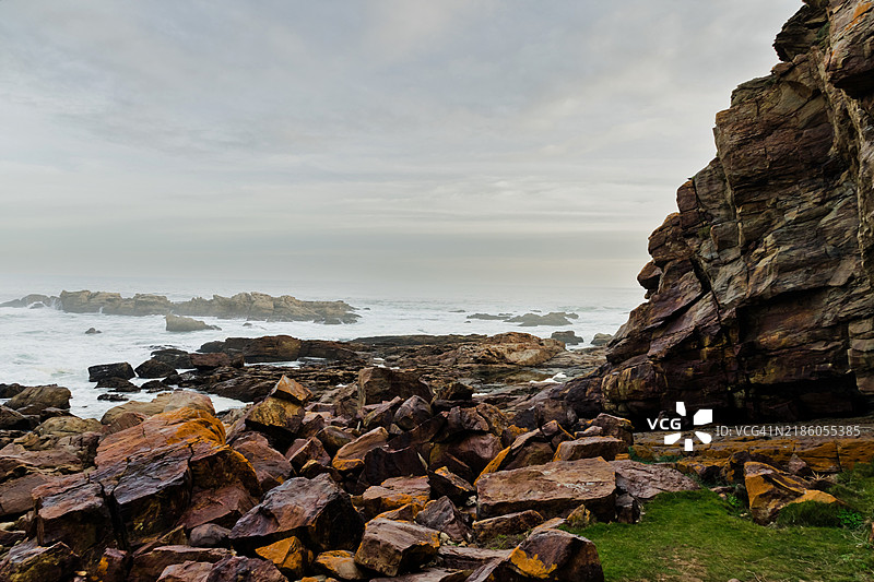 南非西开普省普莱滕贝格湾附近罗贝格自然保护区的海岸风光图片素材