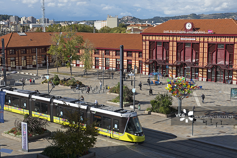 圣艾蒂安-沙托克吕铁路站，法国，卢瓦尔省，奥弗涅-罗纳-阿尔卑斯大区，欧洲图片素材