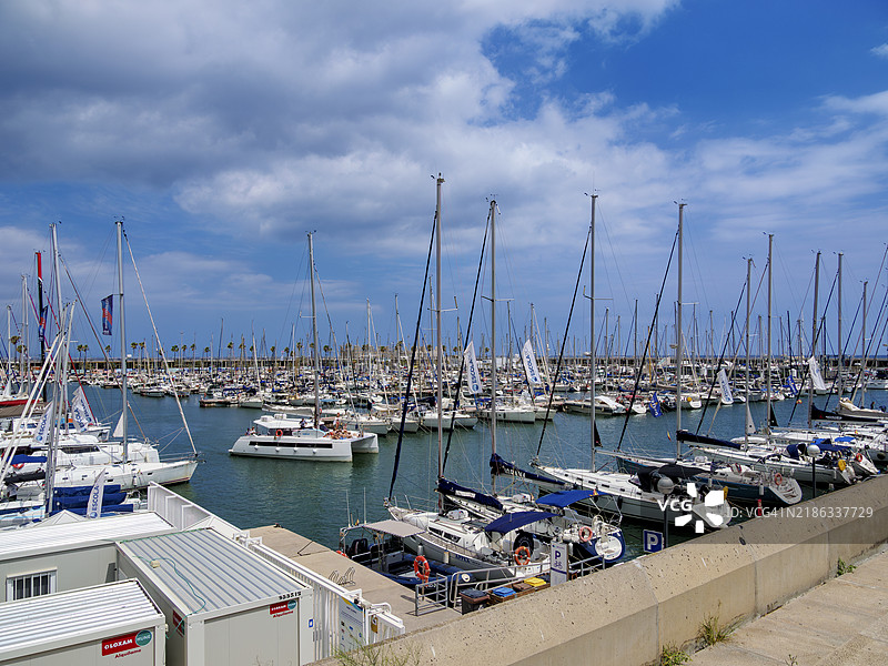 巴塞罗那奥林匹克港码头，西班牙，加泰罗尼亚，欧洲图片素材