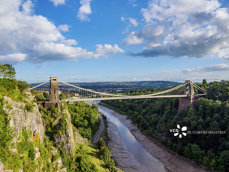 克利夫顿悬索桥，阿冯峡谷，布里斯托，英格兰，联合王国，欧洲图片素材