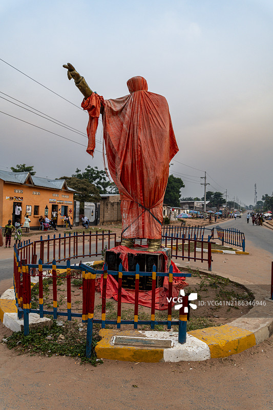 刚果民主共和国东卡萨伊省姆布吉马伊的纪念碑图片素材