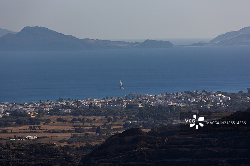 卡尔达梅纳村的鸟瞰图图片素材