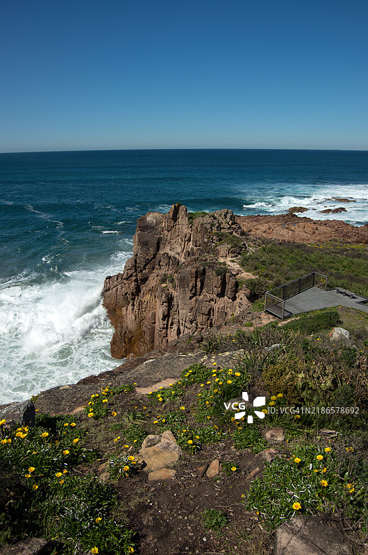 艾瑞斯·摩尔瞭望台，托马里海岸步道，托马里国家公园，安娜湾，新南威尔士州，澳大利亚图片素材