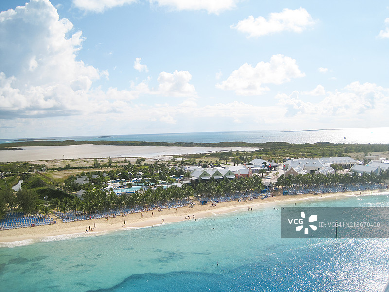 特克斯和凯科斯群岛加勒比海度假村鸟瞰图图片素材