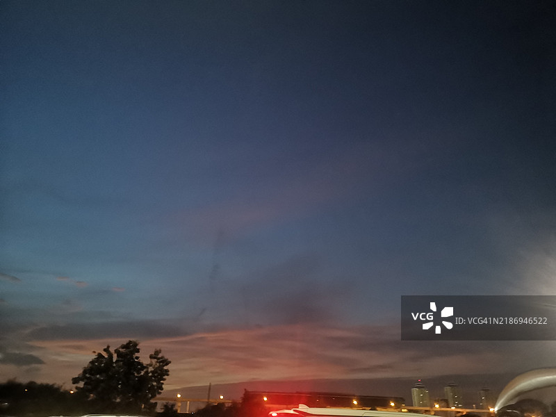 黑暗的夜晚图片素材