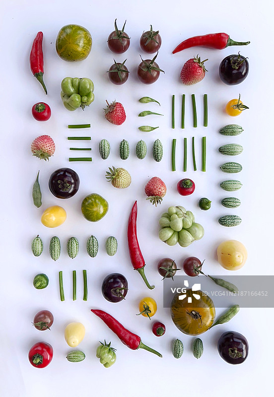 白色背景下的水果俯视图图片素材