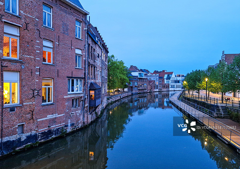 比利时梅赫伦市的迪尔河（Dyle river）图片素材