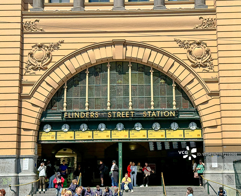 墨尔本弗林德斯街火车站的入口图片素材