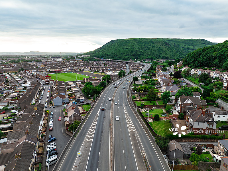 威尔士港塔尔博特M1高速公路上的交通景观图片素材