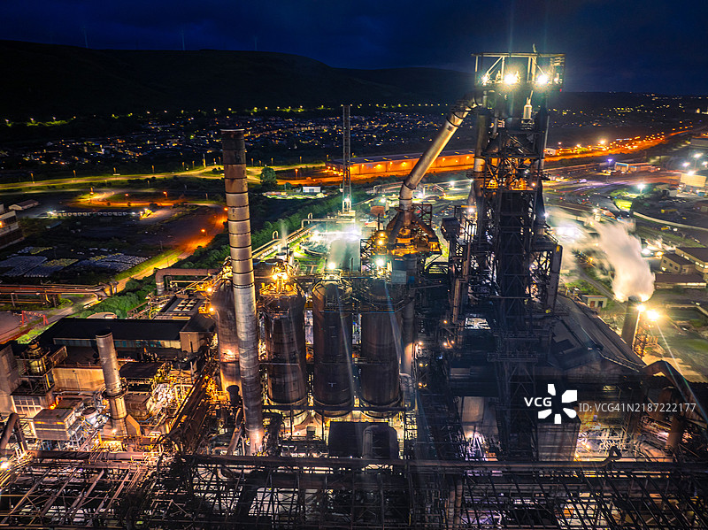 英国塔尔博特港的钢铁厂工业鸟瞰图图片素材