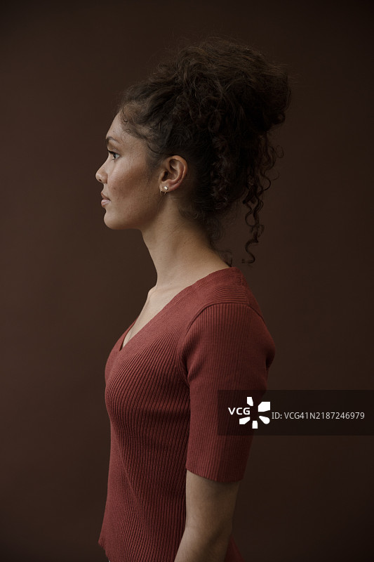 土著女性肖像图片素材