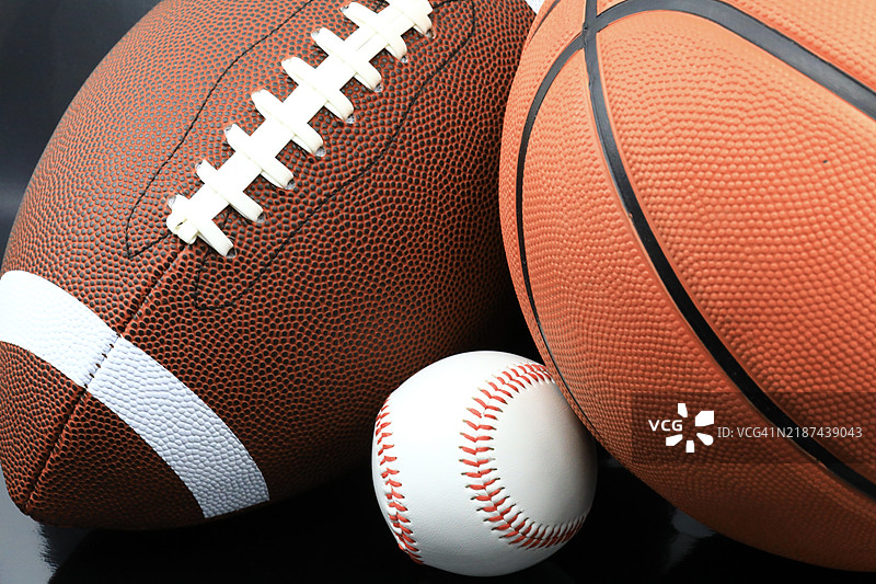 体育课用的运动球图片素材