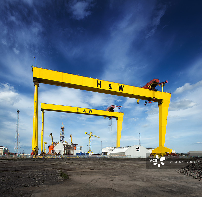 贝尔法斯特造船厂的参孙与歌利亚，哈兰德与沃尔夫起重机，北爱尔兰。图片素材