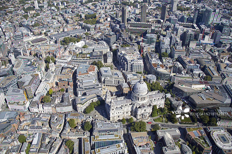 圣保罗大教堂的航拍图像图片素材