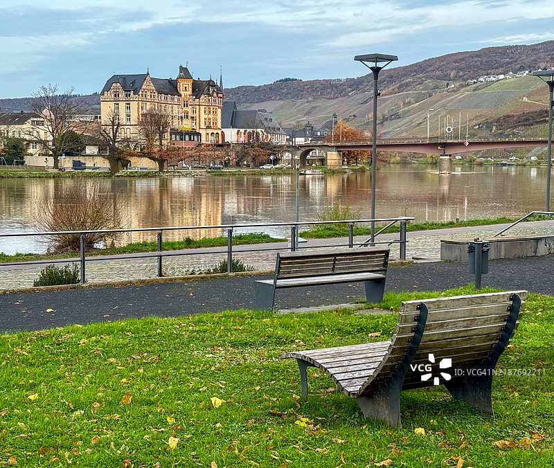 德国摩泽尔河沿岸图片素材