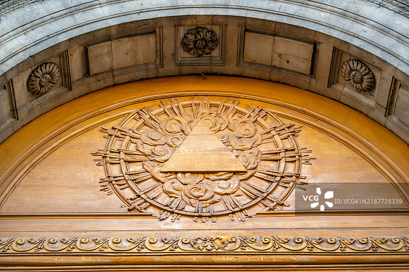 法国南锡大教堂的圣三位一体象征图片素材