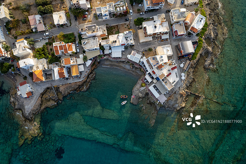 克里特岛莫克罗斯的小型传统渔村图片素材