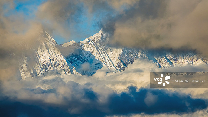 南迦巴瓦，林芝，西藏，中国，亚洲。西藏。喜马拉雅。雪山。图片素材