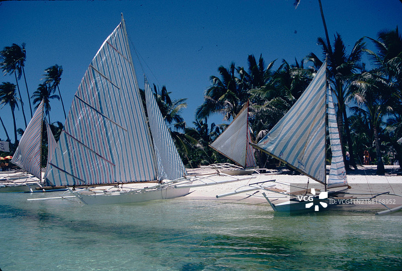 博拉卡伊岛的船只图片素材