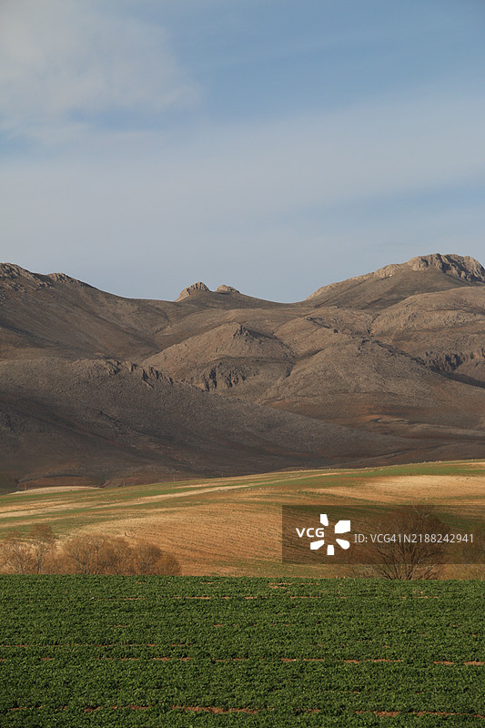 田野与天空的美丽景色图片素材