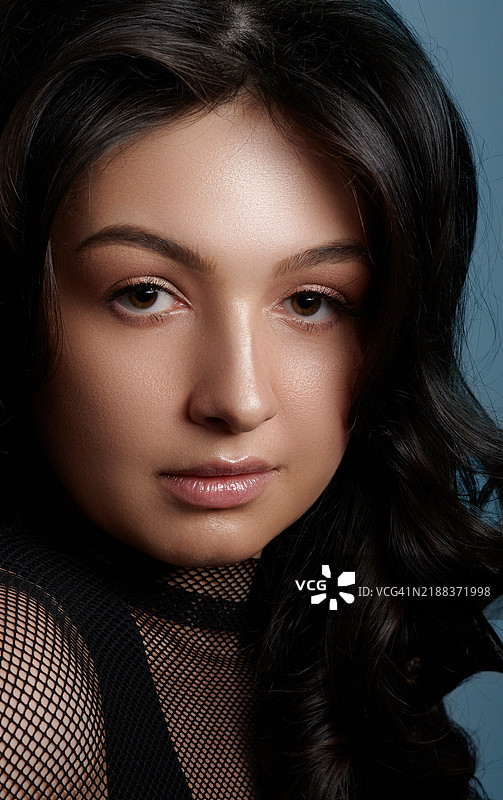 亲密的凝视图片素材