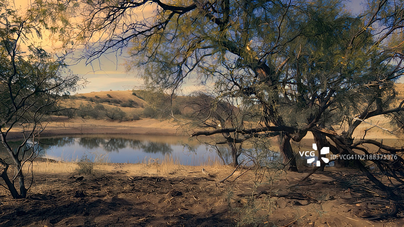 图马卡科里山脉的日落骑行图片素材