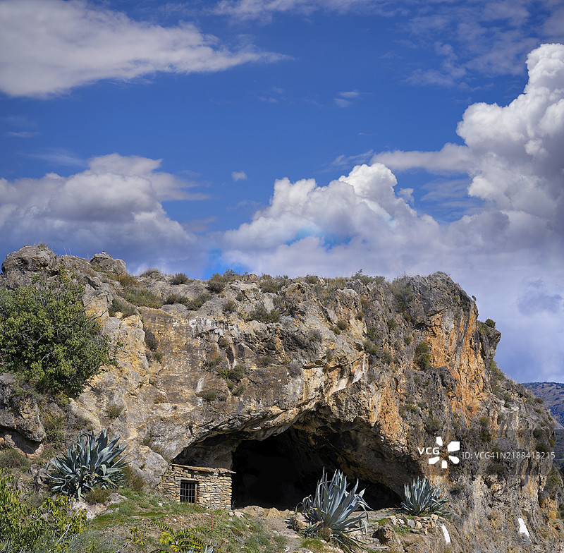 西班牙安达卢西亚格拉纳达的阿尔普哈拉斯洞穴图片素材