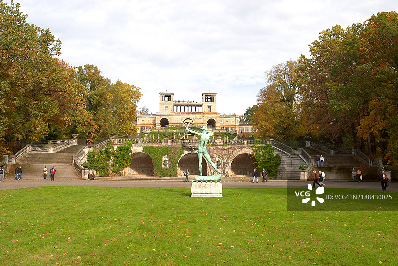 德国波茨坦著名的无忧宫公园中的Pfingstberg上的贝尔维德雷(德语:Belvedere auf dem Pfingstberg)图片素材