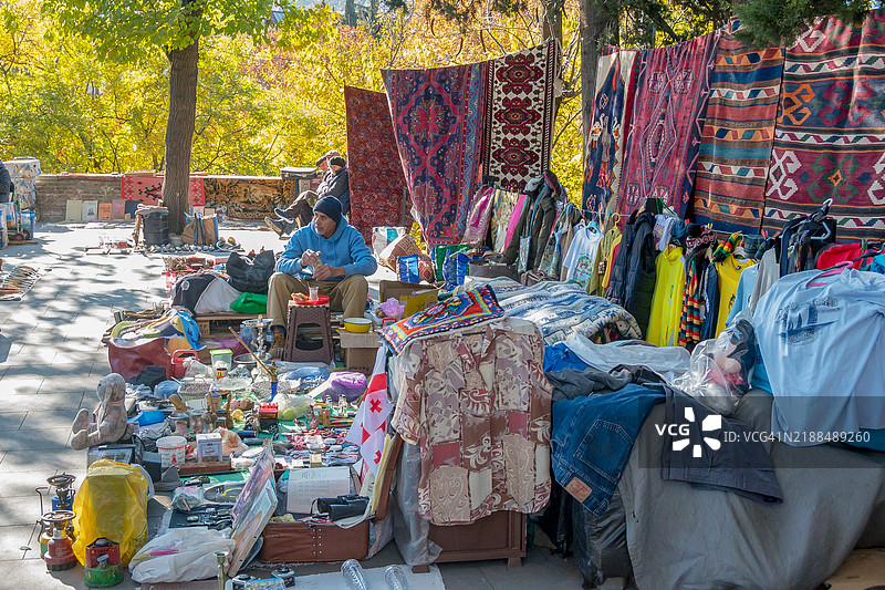 第比利斯干桥附近的跳蚤市场图片素材
