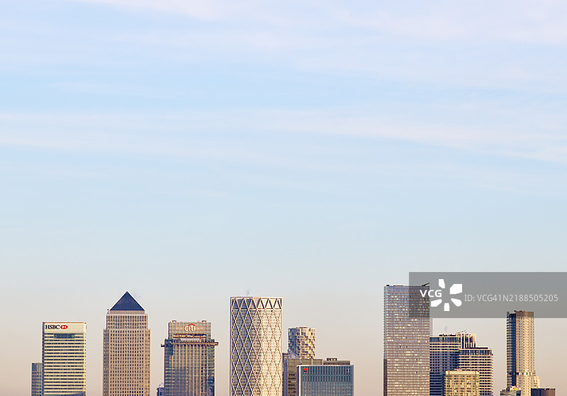 伦敦城市金丝雀码头天际线图片素材