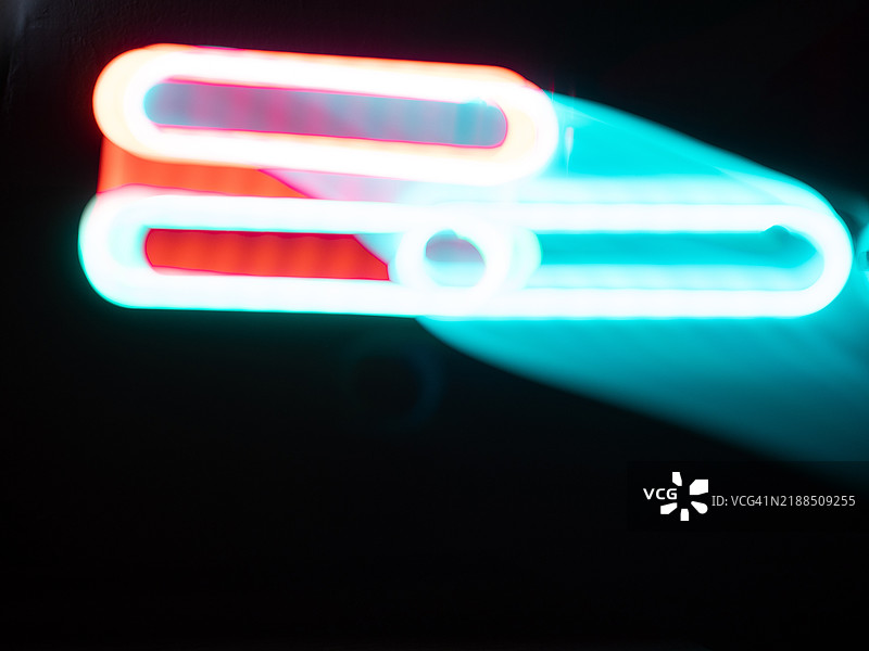 计算机芯片与互联网概念的物理结构对比。图片素材