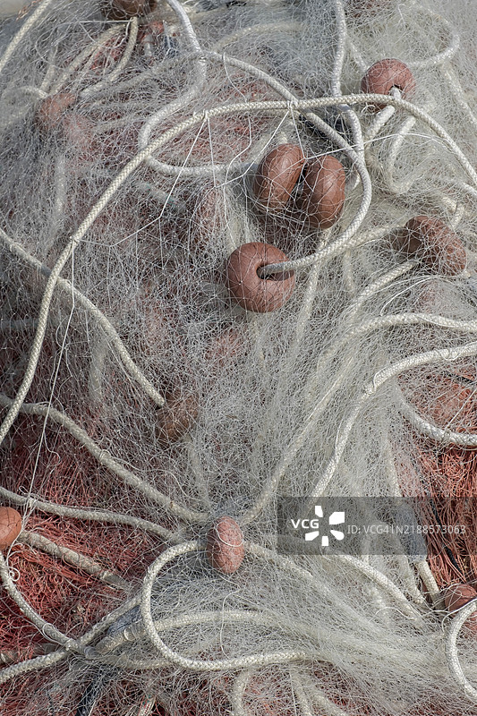 渔网、绳索和浮标，港口，圣玛丽亚·迪·莱乌卡，阿普利亚，意大利南部，意大利，欧洲图片素材