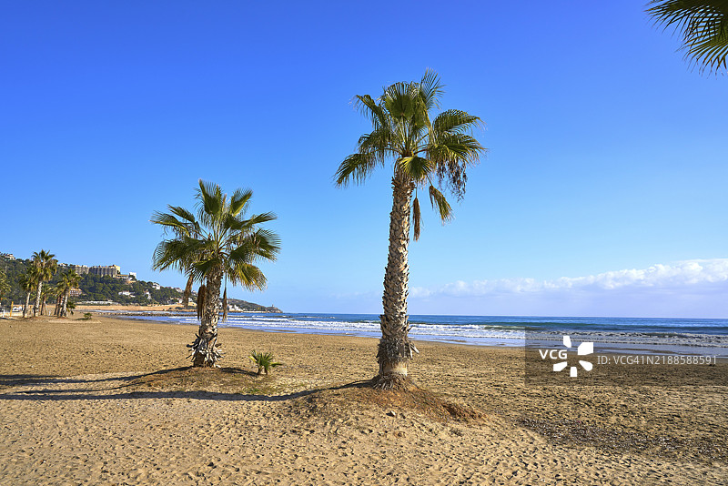 西班牙卡斯特利翁的贝尼卡西姆阿尔马德拉瓦海滩图片素材