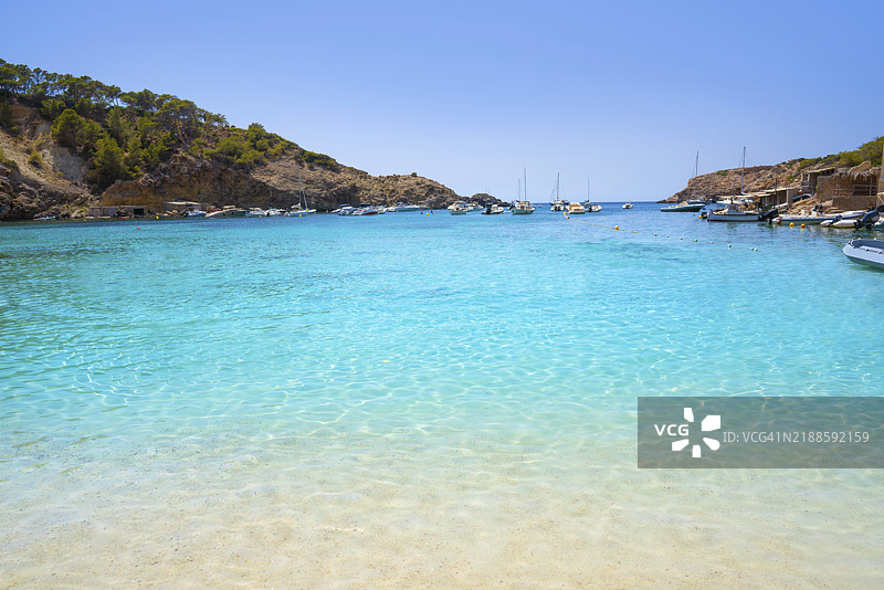 伊比萨岛的卡拉瓦德拉海滩，位于巴利阿里群岛的圣约瑟夫。图片素材