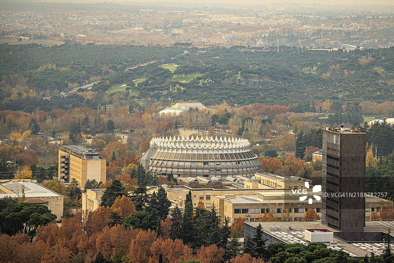 马德里大学城的圆顶鸟瞰图图片素材