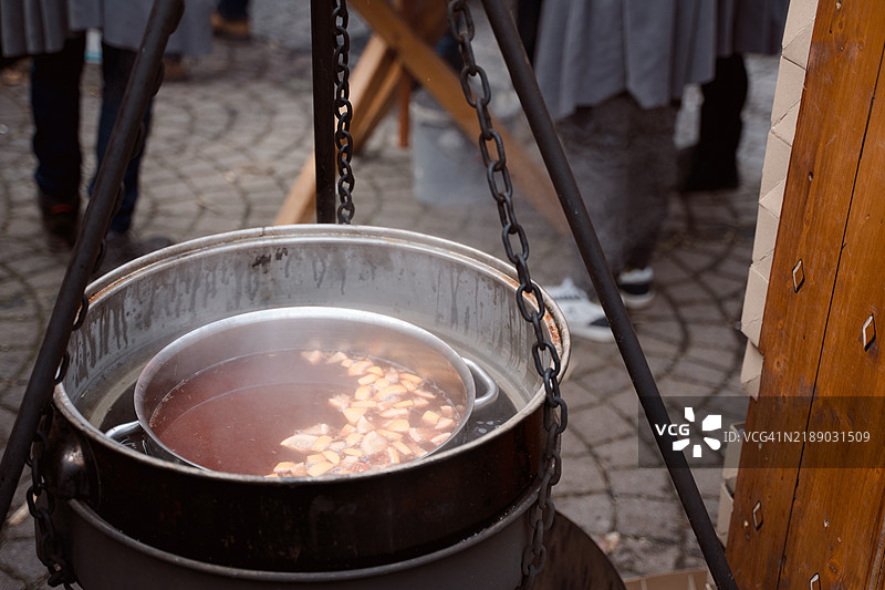 著名的阿尔萨斯里博维尔中世纪圣诞市场图片素材