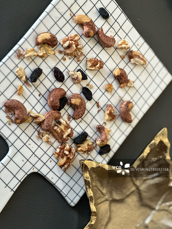 高角度视图的餐桌美食，迪拜，阿拉伯联合酋长国图片素材