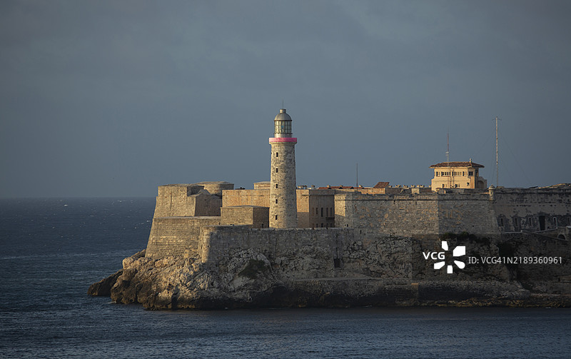 古巴。哈瓦那。埃尔莫罗灯塔和堡垒。图片素材