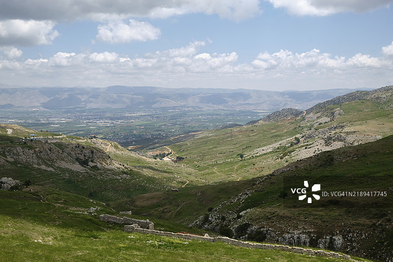 黎巴嫩山附近叙利亚边境的贝卡谷早晨景色图片素材