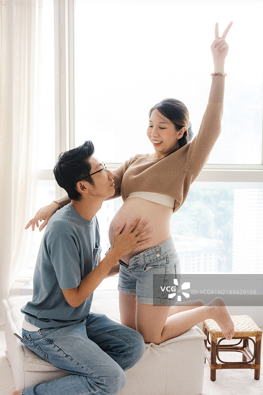 双重母亲的旅程图片素材