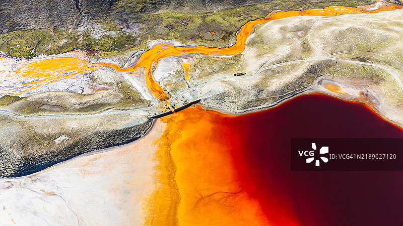 玻利维亚拉巴斯的戏剧性景观鸟瞰图，魔鬼之眼图片素材