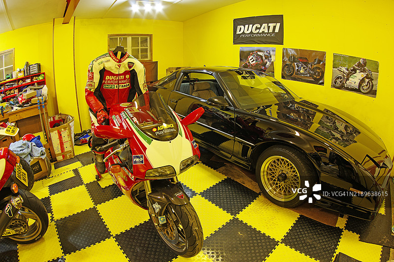 车库视图。图片素材