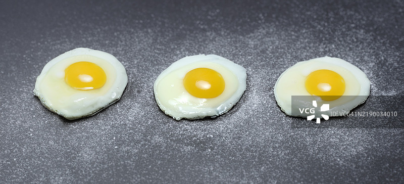 鸡蛋，煎蛋，三个，煎图片素材