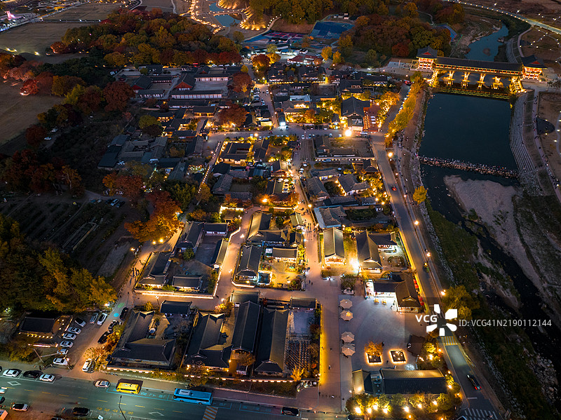 秋夜的庆州校村鸟瞰图图片素材