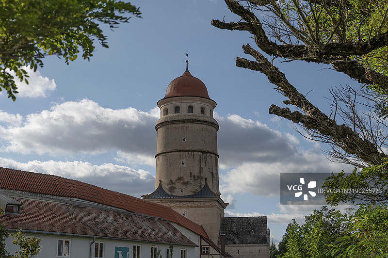 洛普辛格门，门于1590年左右重建，位于德国巴伐利亚州诺德林。图片素材