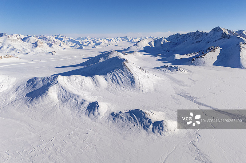 塔吉克斯坦，甘农-巴达赫尚省，贾尔提·古姆别兹，帕米尔高原的冬季风景，中央亚洲，亚洲图片素材