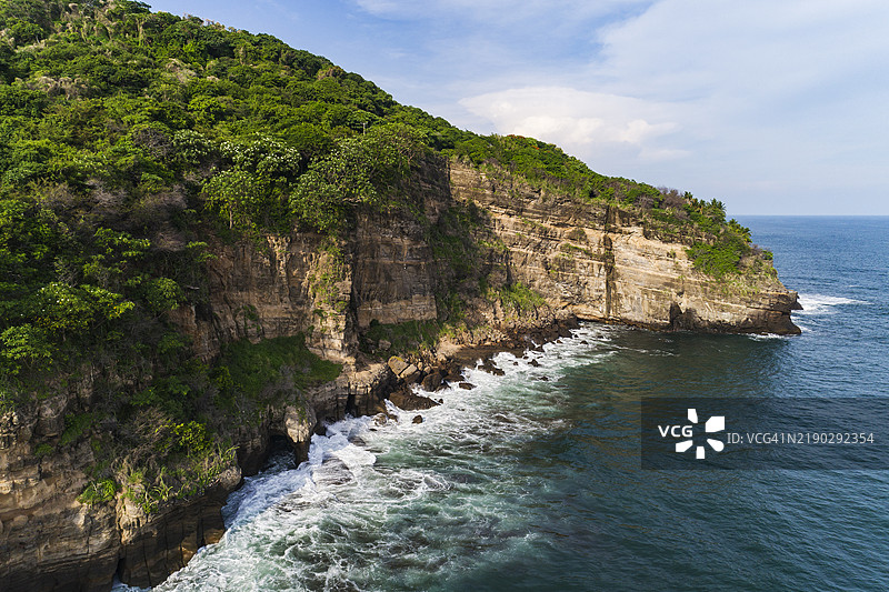 萨尔瓦多拉利伯塔德海滩的悬崖图片素材